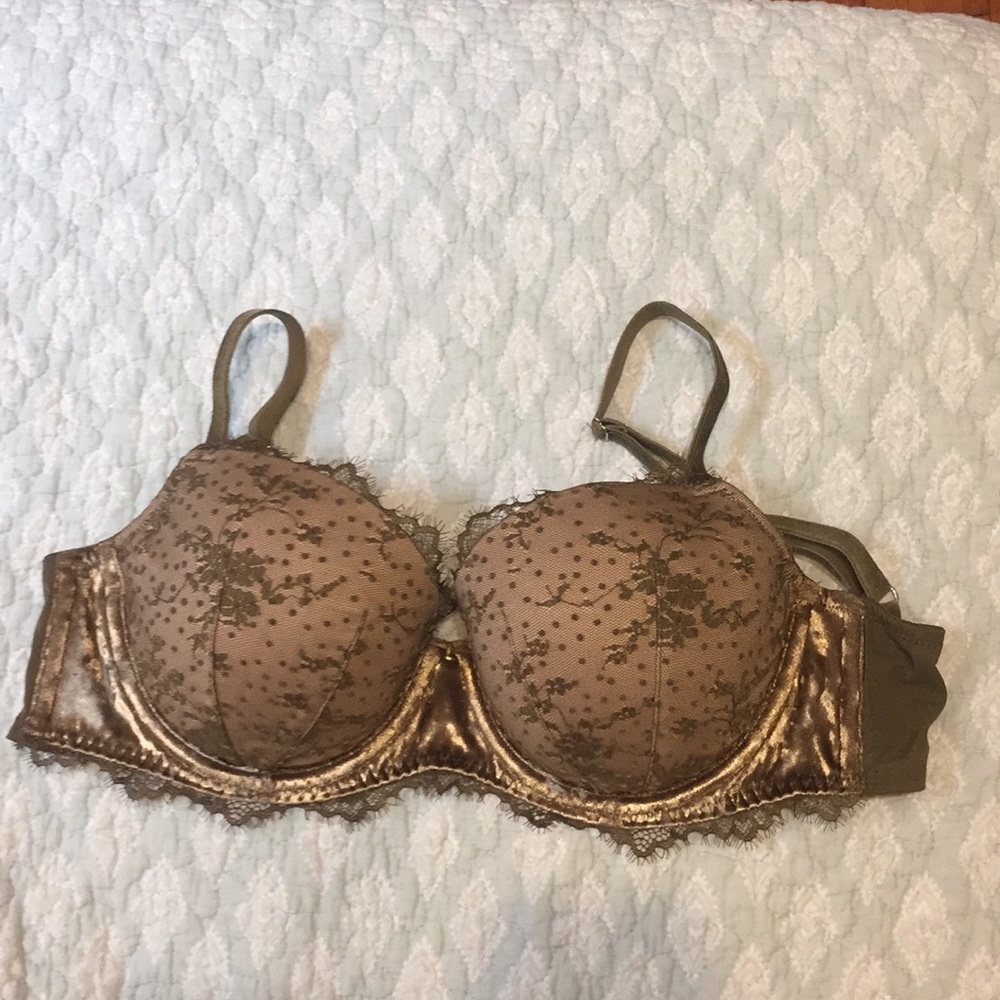 Victoria’s Secret Dream Angels Lined Demi 32DD